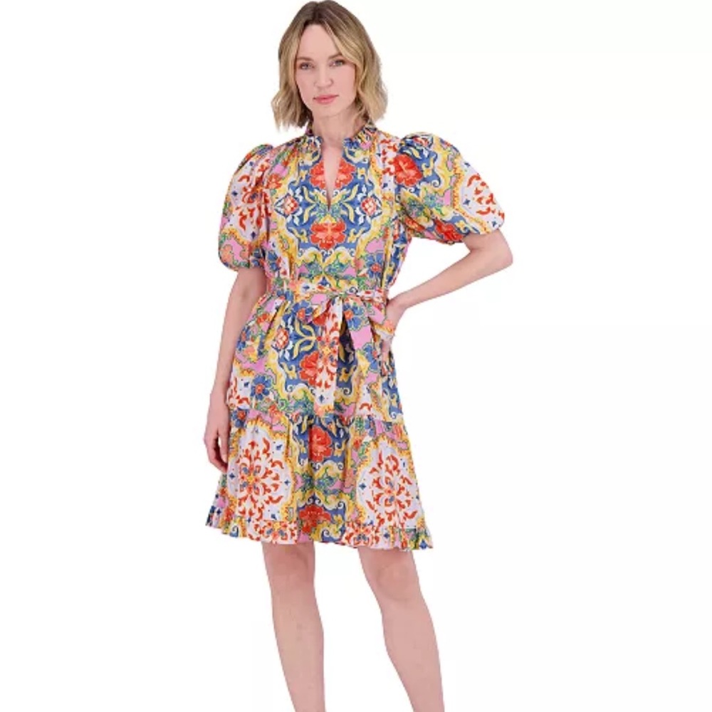 NWT Vince Camuto Floral Print V-Neck Short Sleeve Tie Waist Dress